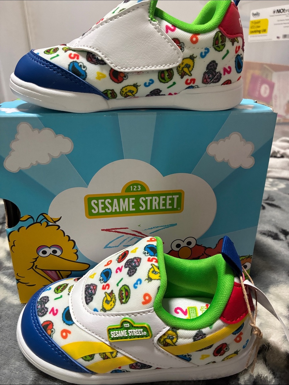 Sesame Street Kids Slip-On Sneakers in White, Green & Blue - Picture 5 of 5